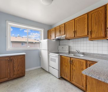 For Lease - 1061 Ravine Road Unit# 3, Oshawa, Ontario - Photo 2