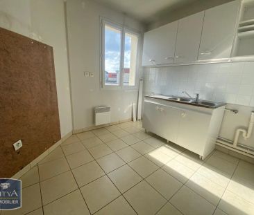 Appartement à louer 4 pièces 76.8m² - Photo 1