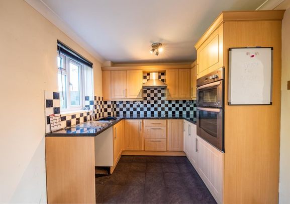 2 bedroom terraced house to rent - Photo 1