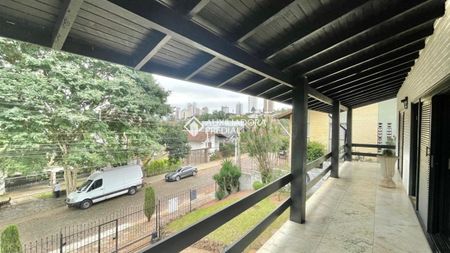Casa com 3 quartos e 292m² para alugar em Boa Vista, Novo Hamburgo. - Photo 3