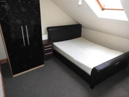 5 bedroom house to rent - Photo 2