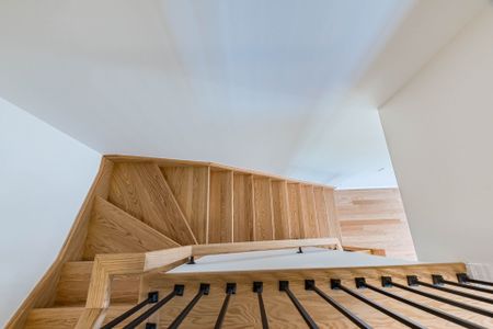 For Lease - 5966 Saigon Street, Mississauga, Ontario - Photo 2