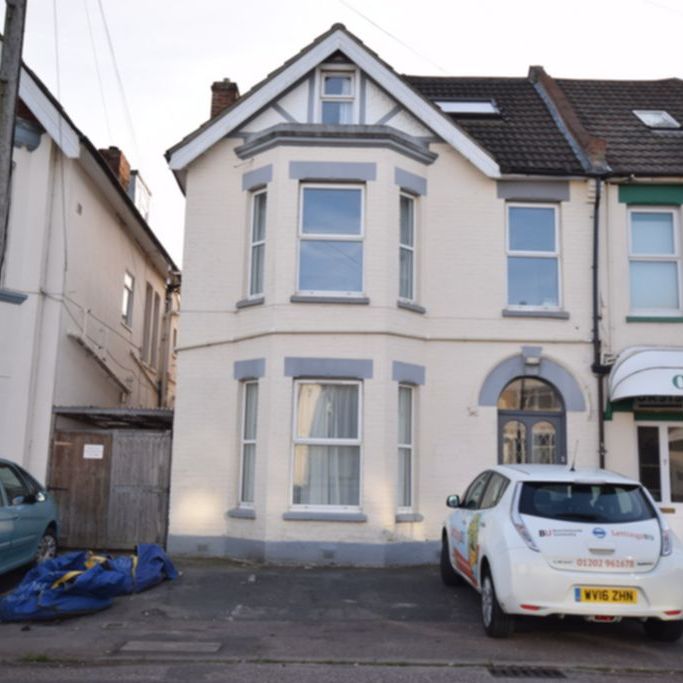 10 Bedroom House To Rent in Boscombe - From £141.48 pw Tenancy Info - Photo 1