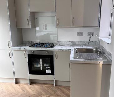 3 bedroom detached house to rent - Photo 5