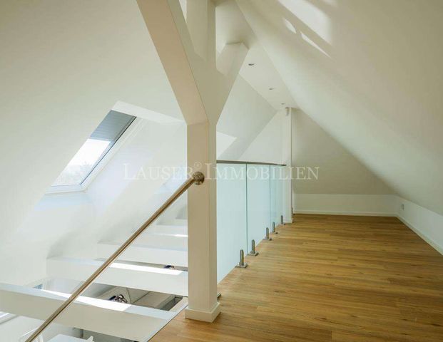 Modern möblierte Drei-Zimmer-Galerie-Wohnung in S-Sonnenberg - Photo 1