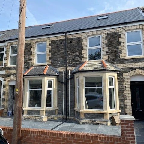 Richards Street - Photo 1