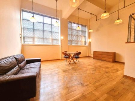 3 bedroom flat to rent - Photo 2