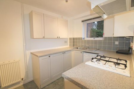 1 bedroom terraced house to rent - Photo 5