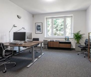 ZOBACZ >>> Przestronny dom idealny na biuro - Zdjęcie 4