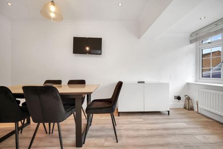 3 bedroom terraced house to rent - Photo 4