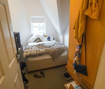 3 Bedroom Flat To Rent in Lansdowne - £1,350 pcm Tenancy Info - Photo 5