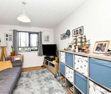 Markwell Wood, Harlow, CM19 - Photo 1