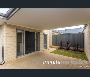 10 Equinox Avenue, Eglinton, WA 6034 - Photo 3