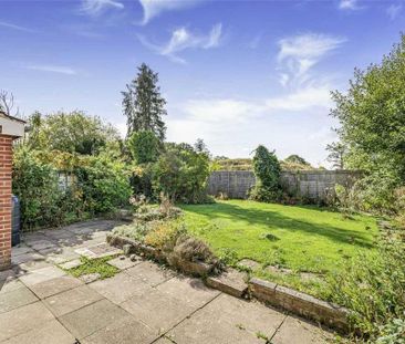 4 bedroom detached house to rent - Photo 5