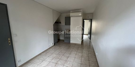 Appartement de village avec petite cour, - Photo 2