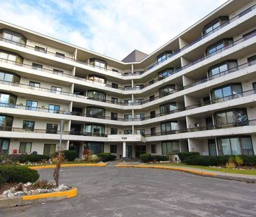 Park Royal Estates - Photo 1