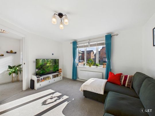 3 bedroom semi-detached house to rent - Photo 1