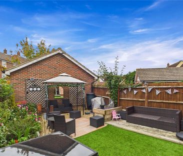 3 bedroom link detached house to rent - Photo 6