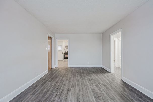 For Lease - 366 Mary Street Unit# 4, Oshawa, Ontario - Photo 1