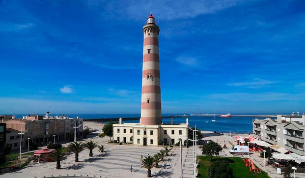 1 bedroom flat with sea and estuary views, in Praia da Barra! - Photo 1