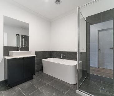 **RECEIVE ONE MONTH’S FREE RENT, ASK US HOW! Brand New 3-Bedroom Ho... - Photo 4