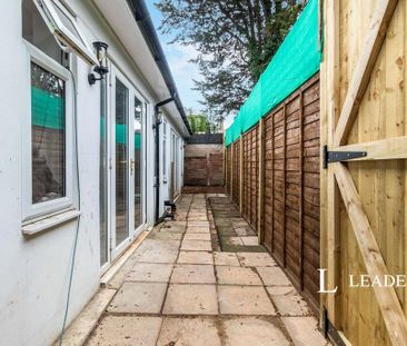 1 bedroom in a house share to rent - Photo 4