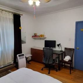 Cozy room for rent in downtown Toronto - Photo 3