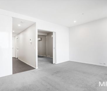 2411/350 William Street, Melbourne - Photo 1
