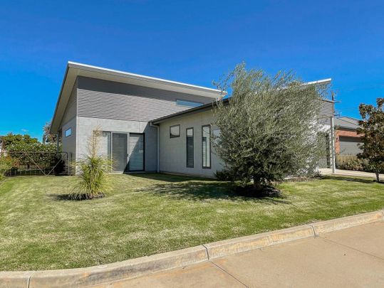 Superb lifestyle Property - Photo 1