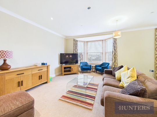 2 bedroom Flat To Let Total Size: 868 SQ FT - Photo 1