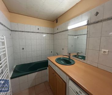 Location Appartement 4 pièces 72m² JACOB BELLECOMBETTE 73000 - Photo 1