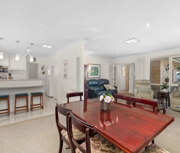 FRESHLY PAINTED FAMILY HOME! - Photo 1