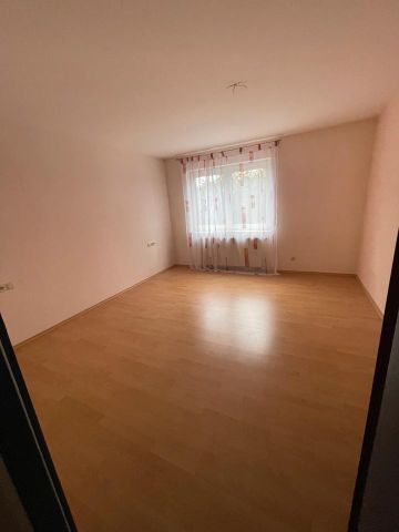 Helle 3Z-Wohnung mit Tiefgarage und Terasse in Eislingen - Foto 5