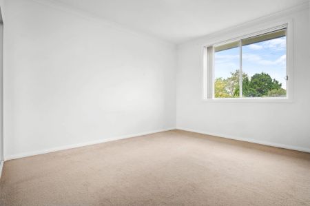 Modern Four-Bedroom Family Home - Photo 3