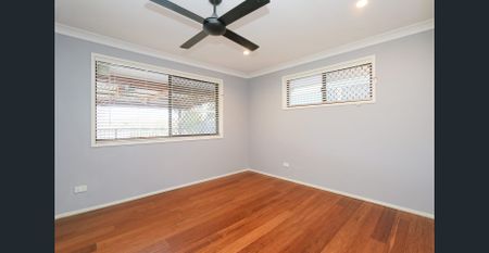 Family Home in Sought After Ashmore - Photo 5