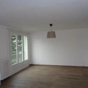 Appartement à louer 4 pièces 69.57m² - Photo 2