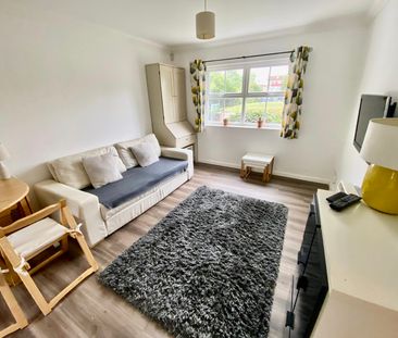 Cosy & Modern Flat TO LET In Peckham - Photo 2