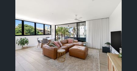 Luxury 3-Bedroom Apartment | Palm Beach Residences - Photo 4