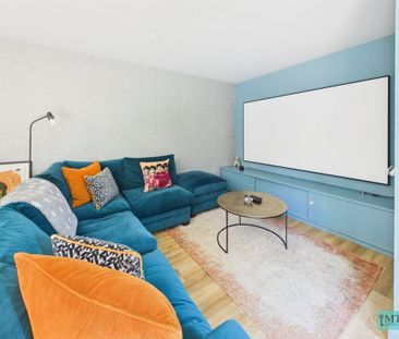 4 bedroom semi-detached house to rent - Photo 2