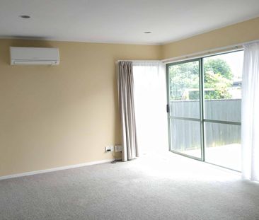 2-BEDROOM IN MACLEANS ZONE - Photo 2