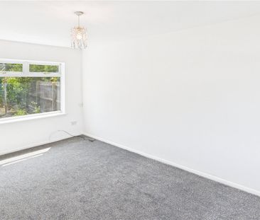 3 Bedroom Terraced - Photo 6