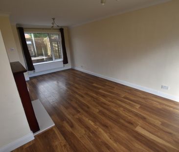 First Avenue, Little Lever, Bolton - Photo 5