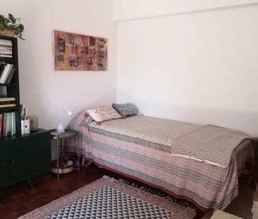 Bright Single Room with Private Balcony – Homely and Welcoming Atmo... - Photo 1