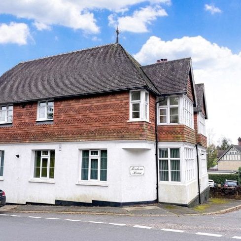 Stone Cross, Mayfield - Photo 1