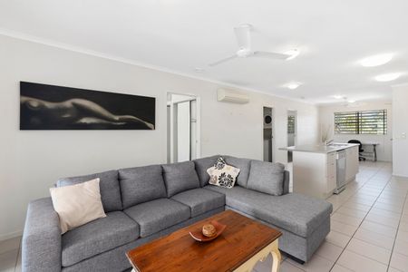 22/111-113 Martyn Street, Parramatta Park QLD 4870 - Apartment For Rent | Domain - Photo 3