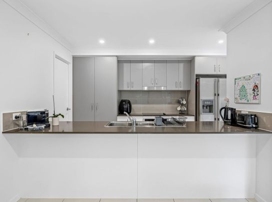 33 Highgate Drive, Flagstone - Photo 1
