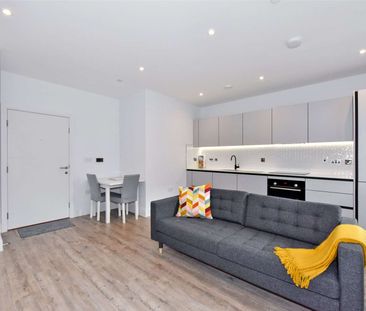 A modern one bedroom apartment in the much sought after Horlicks Fa... - Photo 3