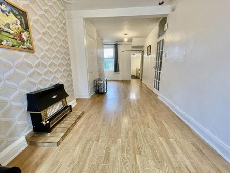 3 bedroom house to rent - Photo 3