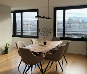 Möblierte 3.5-Zimmer-Wohnung an Toplage wenige Gehminuten vom Vierw... - Foto 1