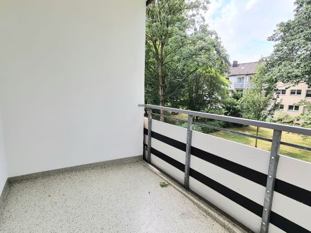 +++ Wohnen in Wanheim, 2 Raumwohnung mit Balkon +++ - Foto 4